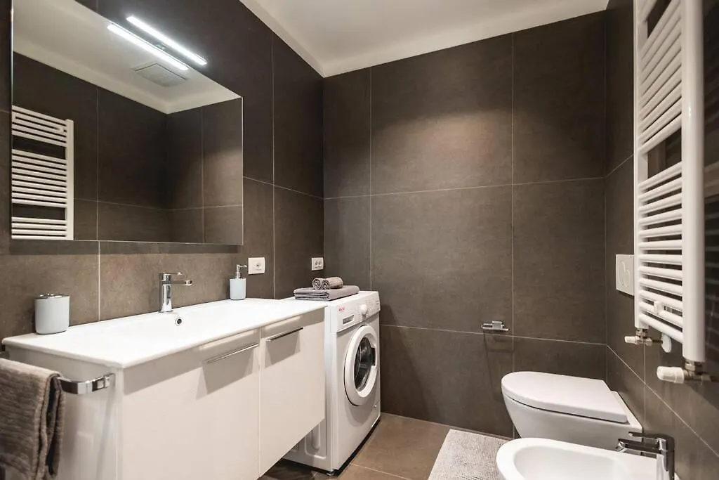 Apartment New Roomy Home & Garden Riccione Italy