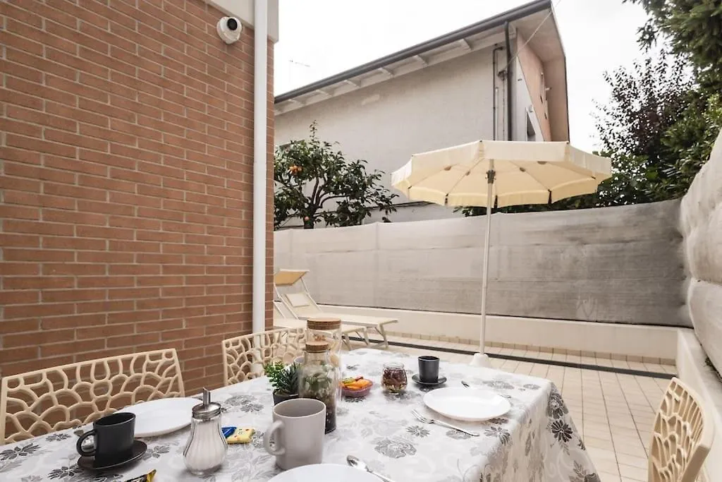 New Roomy Home & Garden Riccione